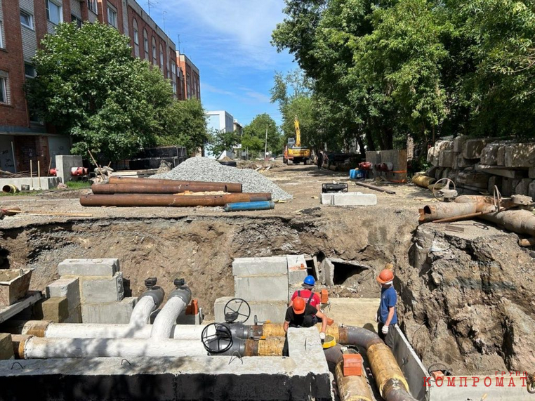 Chelyabinsk is entering the heating season with excavations and heating systems reaching extreme wear and tear, and workers are fleeing the ChKTS
